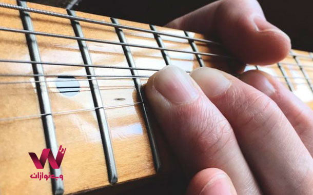 بند کردن سیم های گیتار